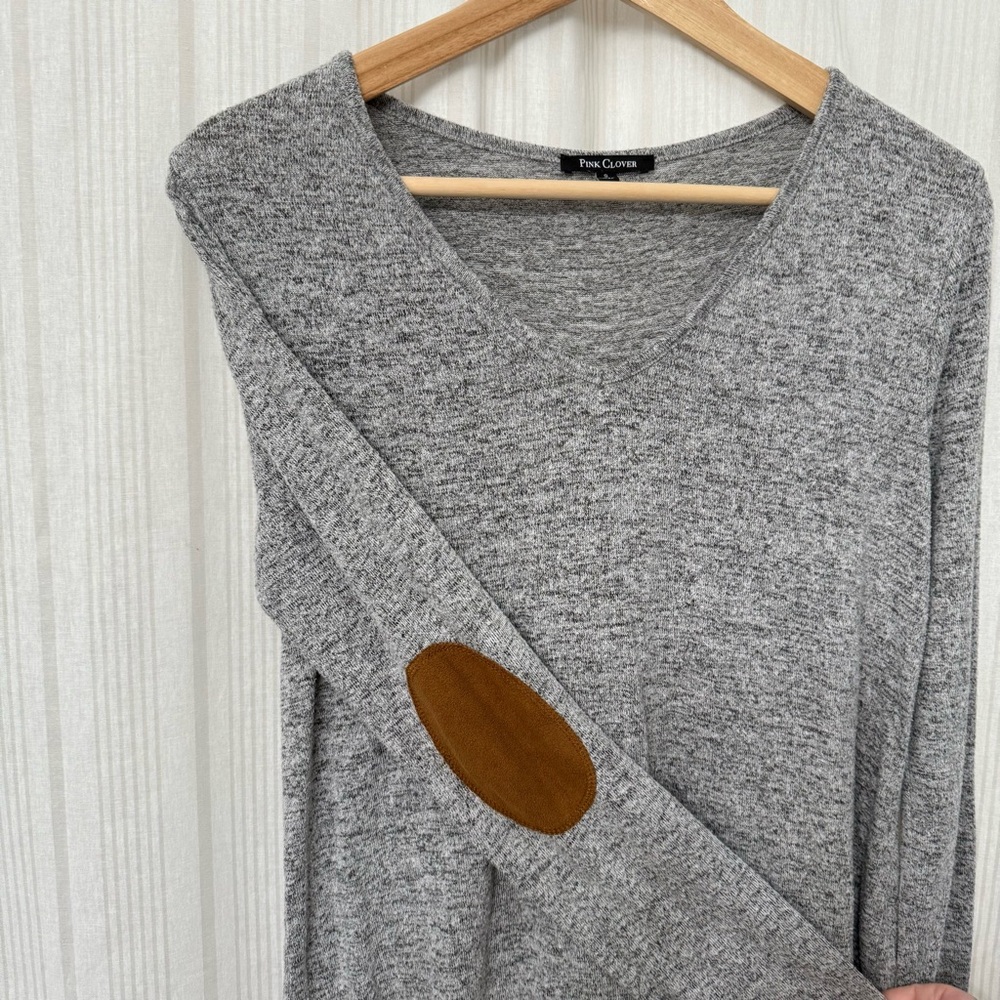 Pink Clover Artemis Button Down Back Detail Brushed Knit Suede Elbow Patch Top - Picture 3 of 5